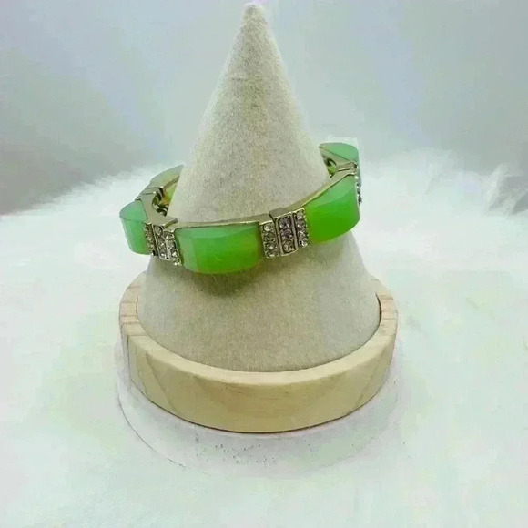 Green & Rhinestone’s Statement Bracelet - Picture 4 of 5
